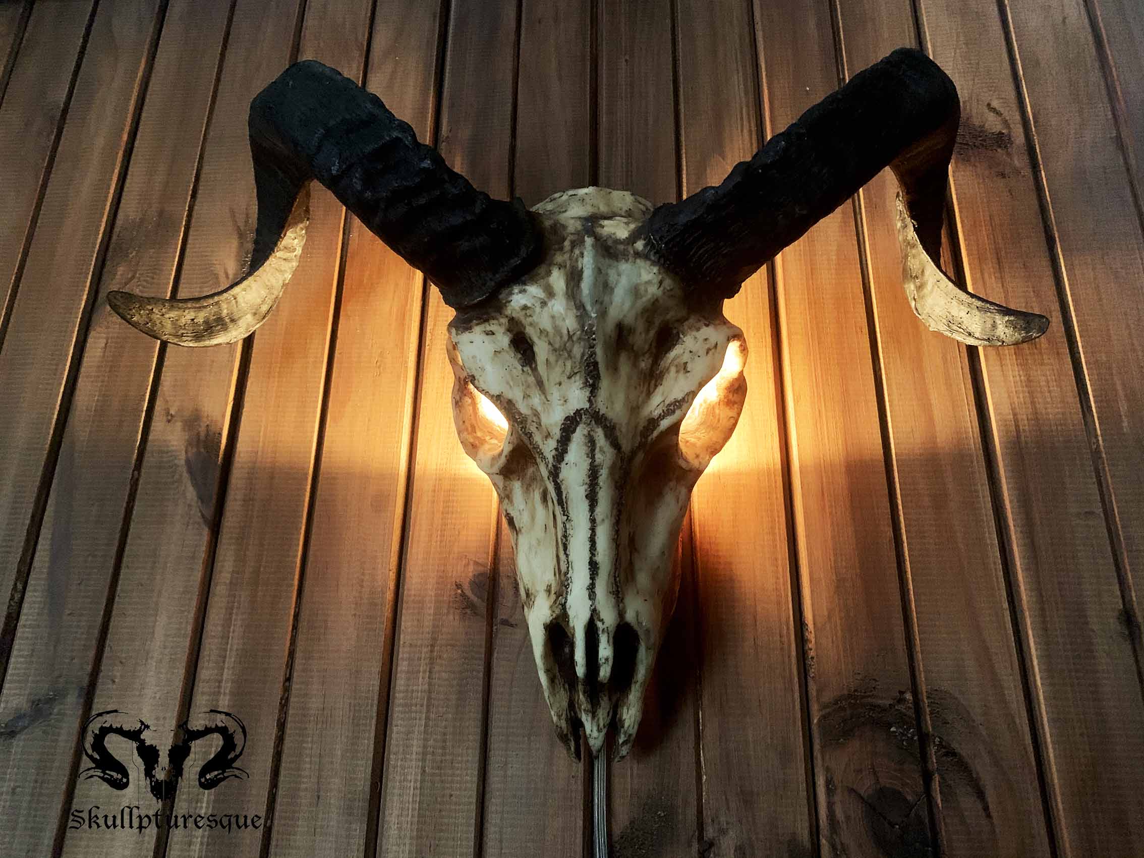 skullpturesque goat skull light 11